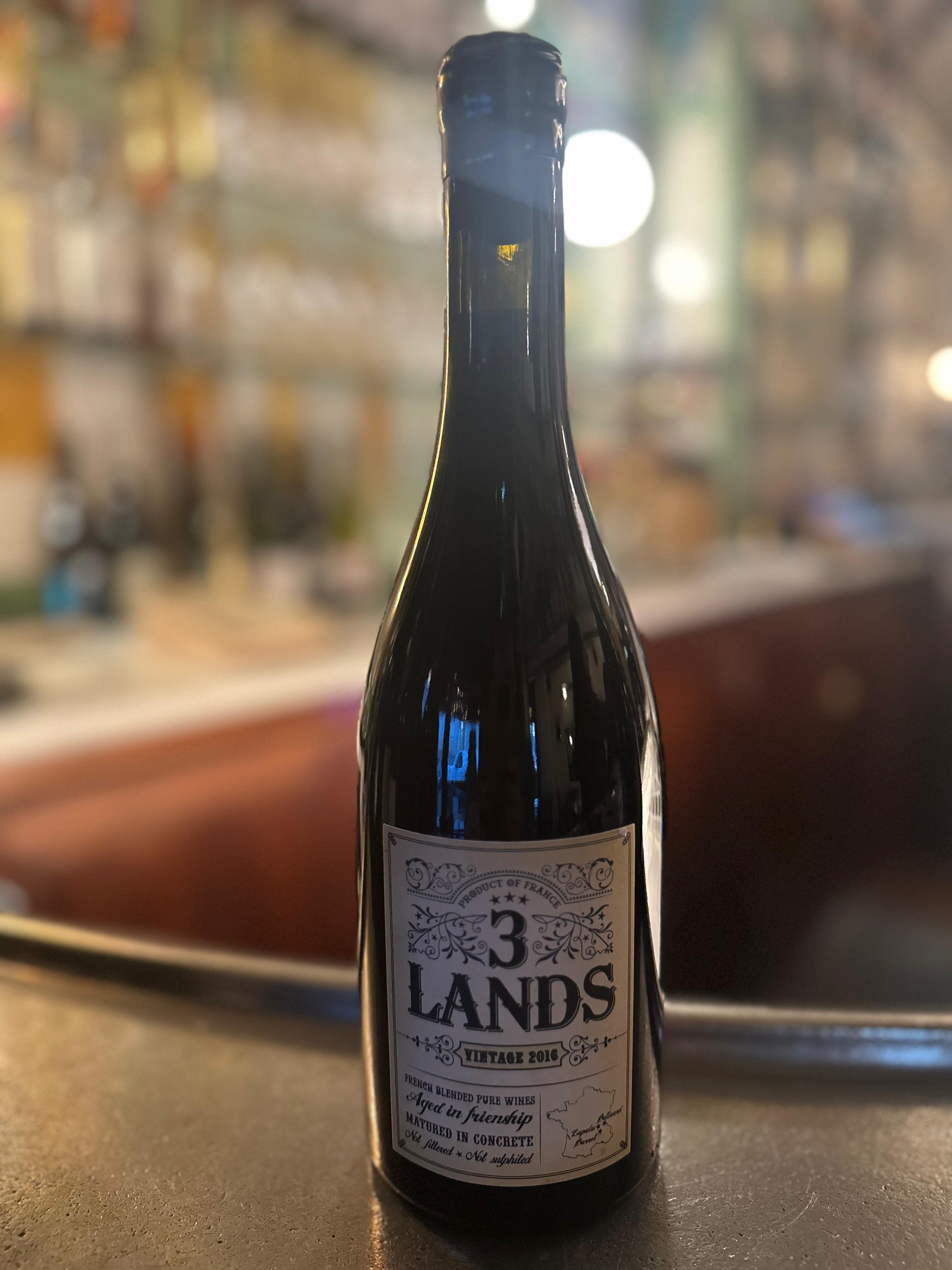 Image of Three Lands 2016 bottle